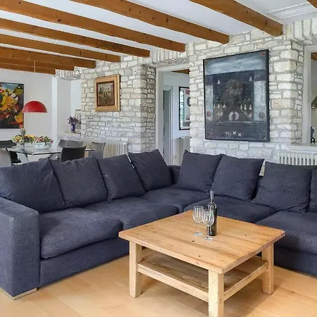 B&l Будинок відпочинку Пула